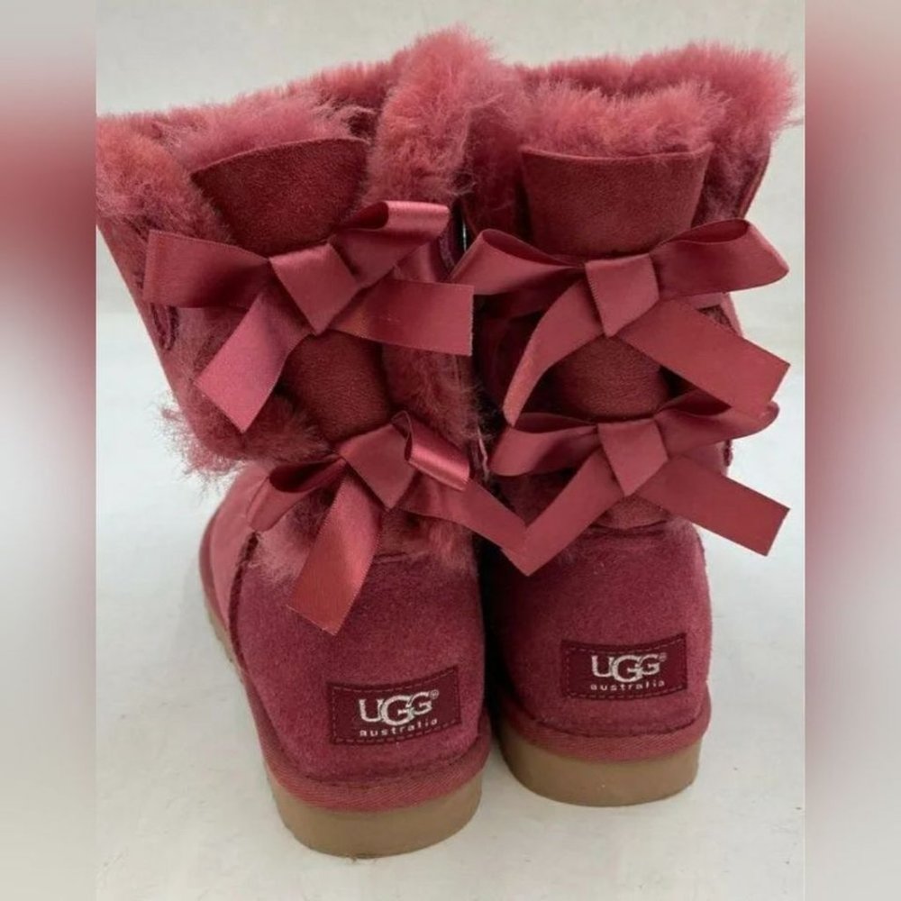Ugg Bailey Bow Red Mauve Pink Winter Boots Women's Size 6